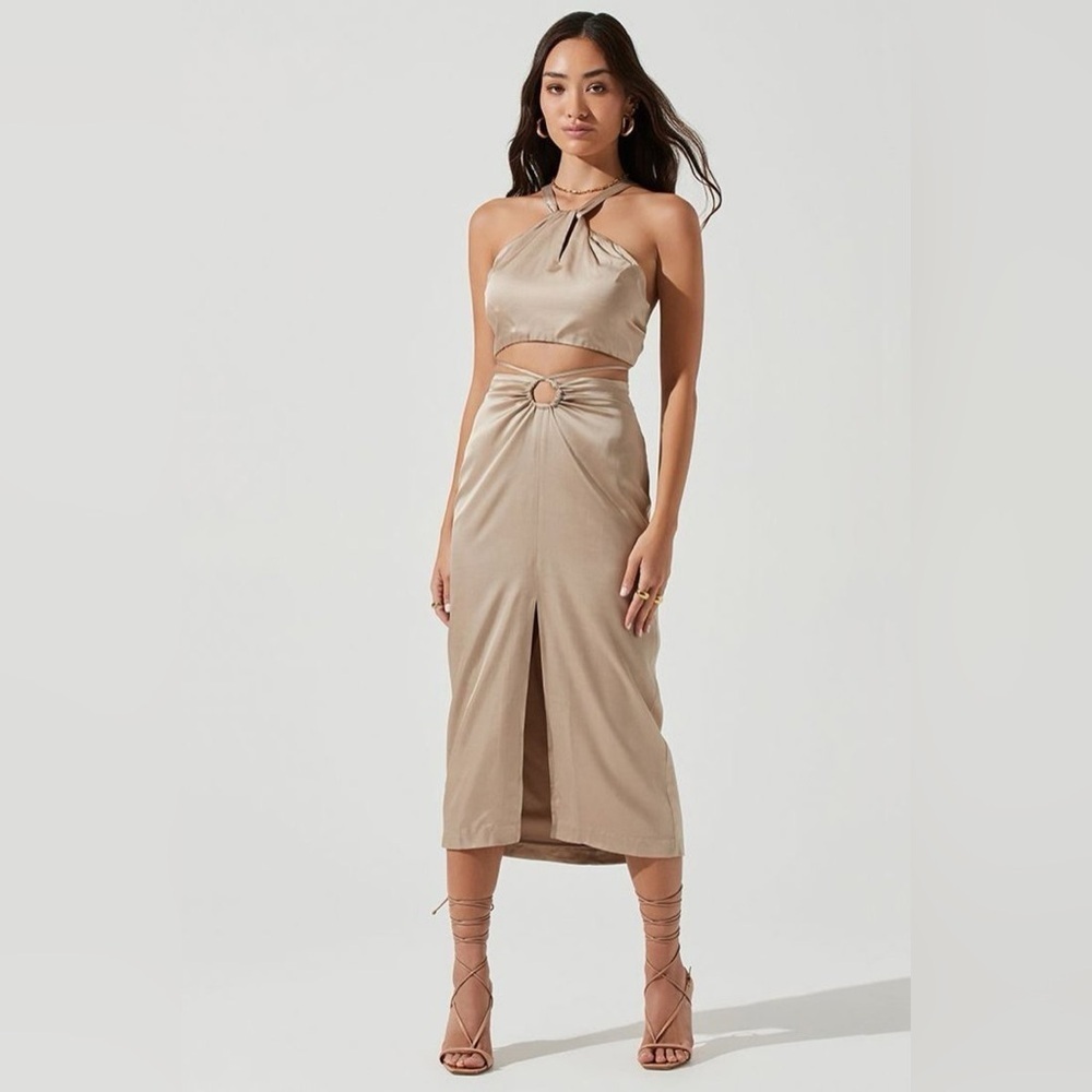 ASTR the Label - Robin Set (top and skirt) large full set!! New with tags